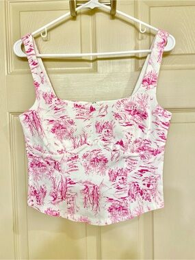NWOT Francesca’s Pink/White Square-Neck Tank Crop Top